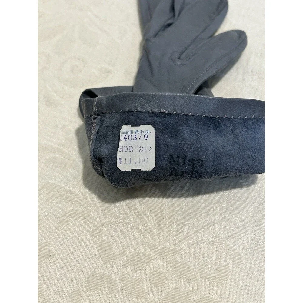 Vintage 1960s Miss Aris Grey Feather Leather Dress Gloves W/ Original Tags Sz 7